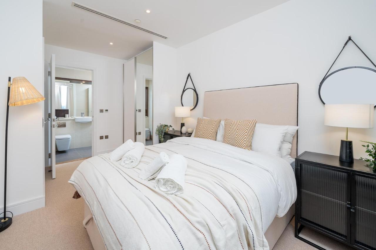 Luxurious Spacious 2Bed Suites Skyline River Views By Canary Wharf ロンドン エクステリア 写真