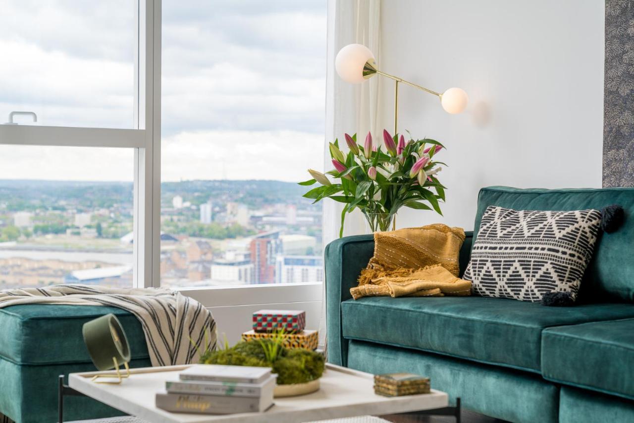 Luxurious Spacious 2Bed Suites Skyline River Views By Canary Wharf ロンドン エクステリア 写真
